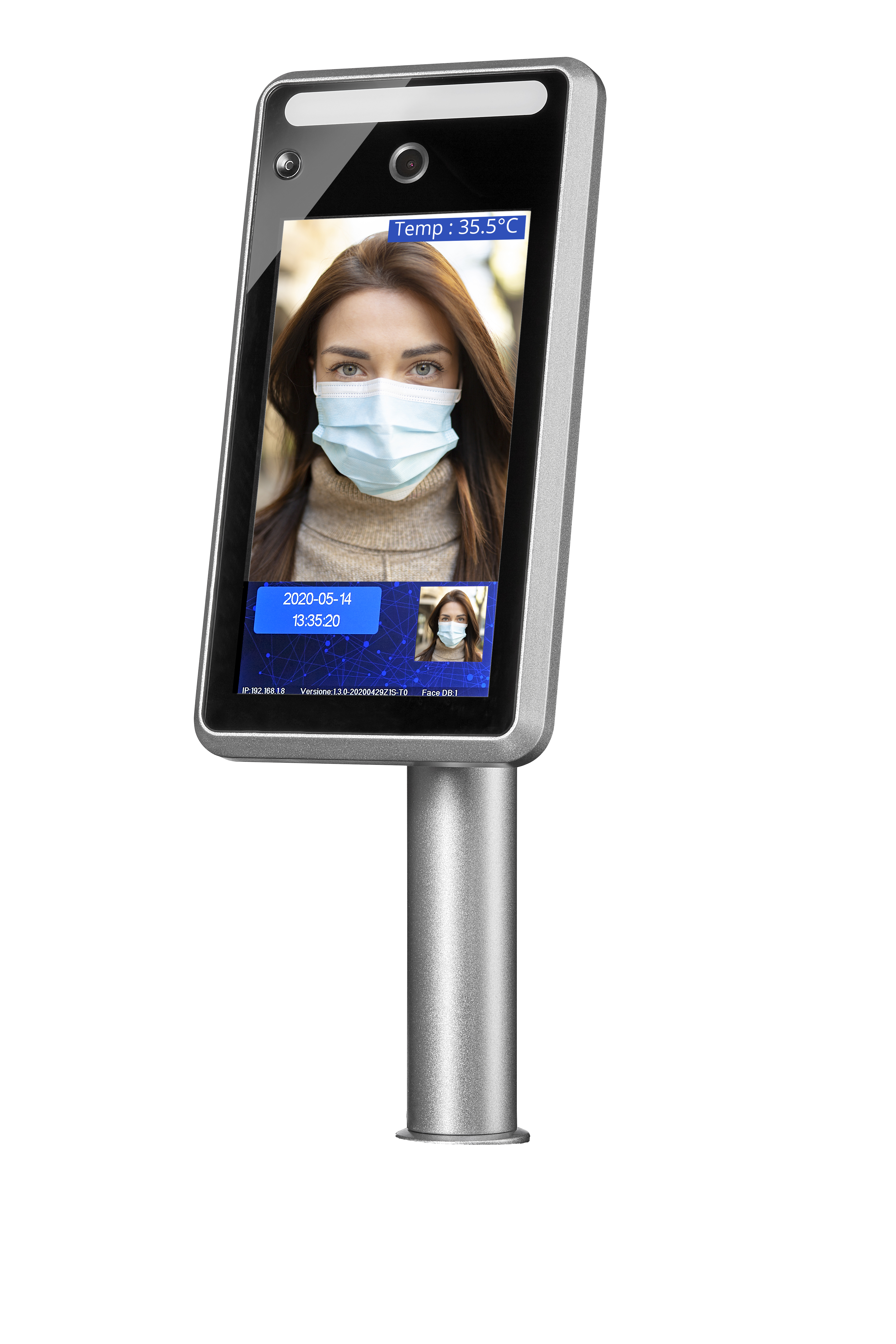 Terminal zur Gesichtserkennung mit Display, zeigt Frau mit Maske und Temperaturanzeige, schräg von rechts fotografiert